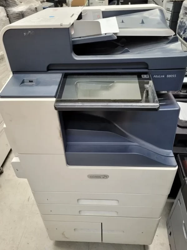 Multifuncional Xerox Altalink B8055 Tabloide Poco Uso!